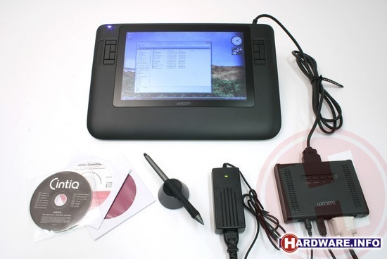 De inhoud van de verpakking van de Cintiq 12WX
