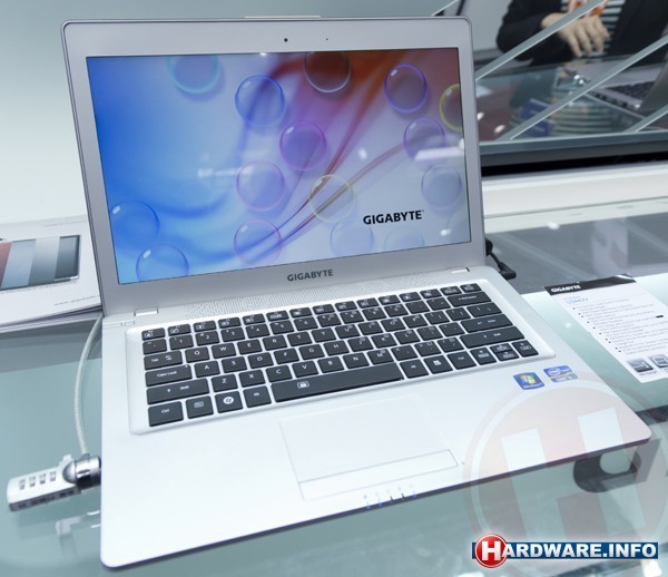 Gigabyte U2442V Ultrabook