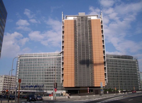 800pxeuropabruessel_550_01