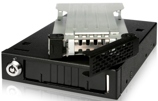 Icy Dock komt met ToughArmor MB991SK-B HDD/SSD behuizing