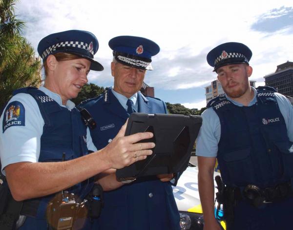 Politie Nieuw-Zeeland sluit miljoenen contract met Apple