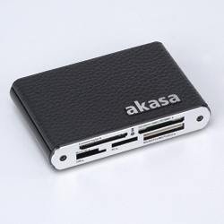 akasa_elite_cardreader