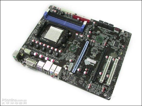 AMD 790GX moederbord met twee PCI-E 16x sloten