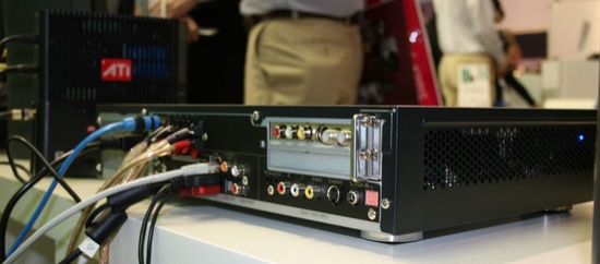 amd_live_alienware_back_550