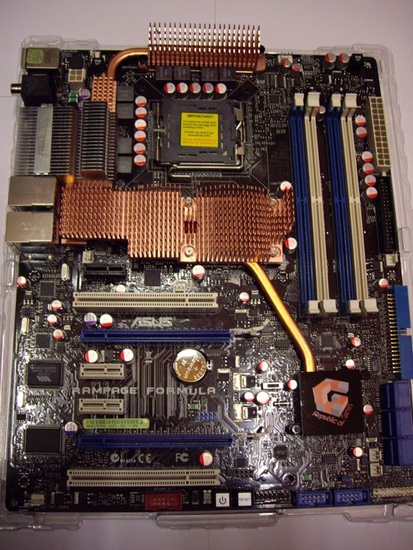 asus_rog_x48_rampage_formula_01_550 asus_rog_x48_rampage_formula_01_550
