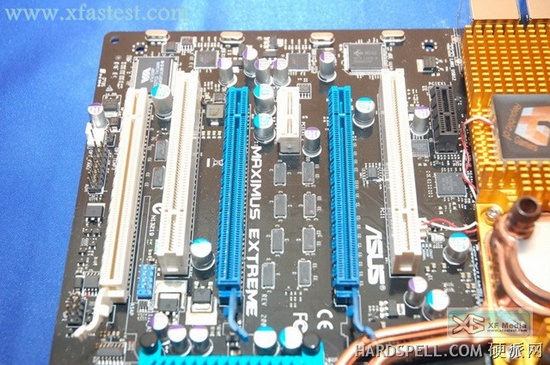asusmaximusextreme4_550