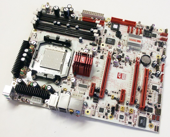 ati_xpress3200_nov2006_550