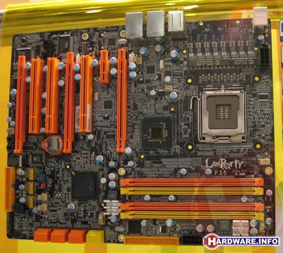 DFI LanParty P35-T2R