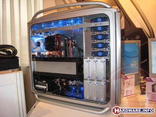 Cooler Master Cosmos (2)