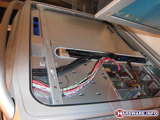 Cooler Master Cosmos (5)