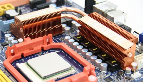 gigabyte_790gx_power_550