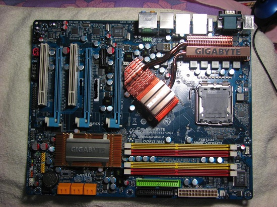 gigabyte_ga780slids5_01r_550