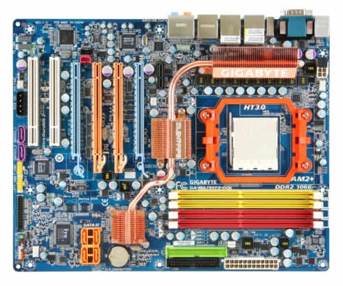 gigabyte_gama790fxdq6_01
