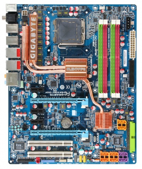 gigabyte_gax38dq6_02_550