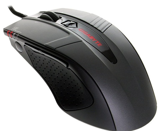 gigabyte_gmm8000_1_550