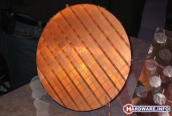 idf06-teraflop-chip1