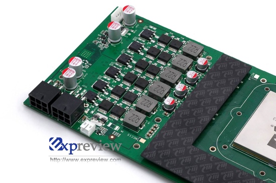 inno3d_p897_gtx_26003_550