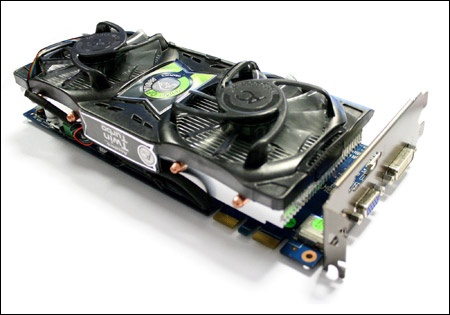 point_of_view_gf9800gtx_arctic_cooler02 point_of_view_gf9800gtx_arctic_cooler02