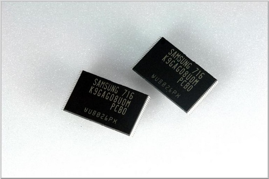 samsung_16gb_nand_550