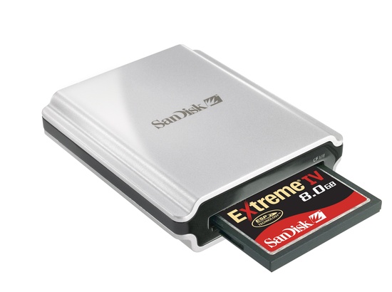 sandisk_firewire_reader01_550