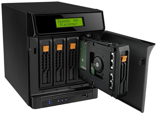 seagate_blackarmor_nas440_01_550