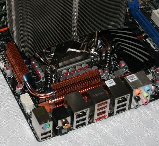 thermalrightultraextreme1366cpucooler4_550
