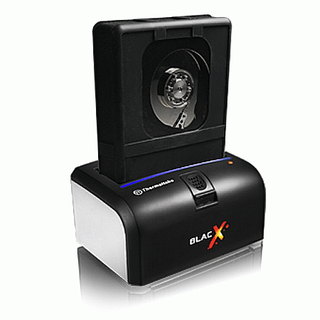 thermaltake_blacx_a_hdd_docking_station_01