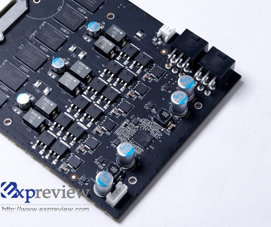 zotac_gtx285_nonreference2_550