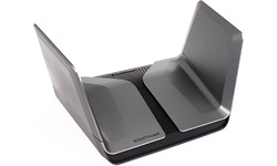 Netgear Nighthawk AX8