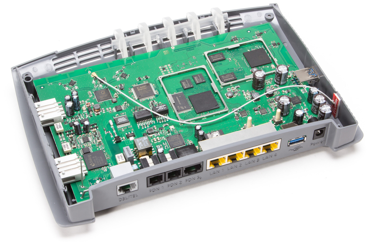 AVM Fritz!Box 7490 review: nieuw topmodel - Intern - Hardware Info