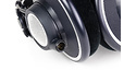 AKG K702