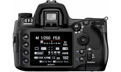 Sony Alpha DSLR-A850 28-75 kit