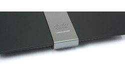 Linksys E4200 Maximum Performance Wireless-N Router