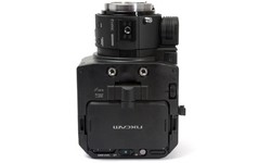 Sony NEX-FS100 + 18-200 kit