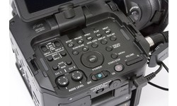 Sony NEX-FS100 + 18-200 kit