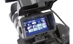 Sony NEX-FS100 + 18-200 kit