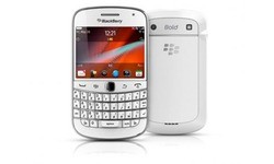 BlackBerry Bold 9900 White