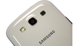 Samsung Galaxy S III 16GB White