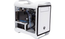 Hardware.Info Water cooled Mini-ITX