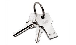 LaCie PetiteKey 32GB
