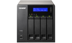QNAP TS-421