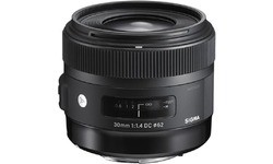 Sigma 30mm f/1.4 DC HSM Art (Sigma)