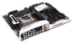 Asus X99-Deluxe