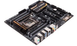Gigabyte X99-UD4
