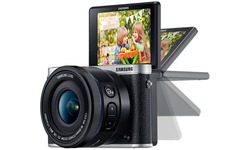 Samsung NX3000 16-50 + SEF-8A kit Black