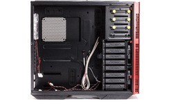 In Win 707 Red/Black