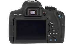 Canon Eos 750D 18-135 kit