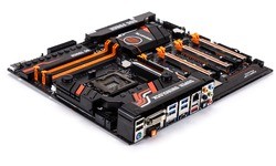Gigabyte Z170X-SOC Force