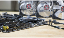 Cooler Master 1-to-3 RGB Splitter Cable
