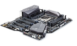Asus RoG Rampage VI Apex